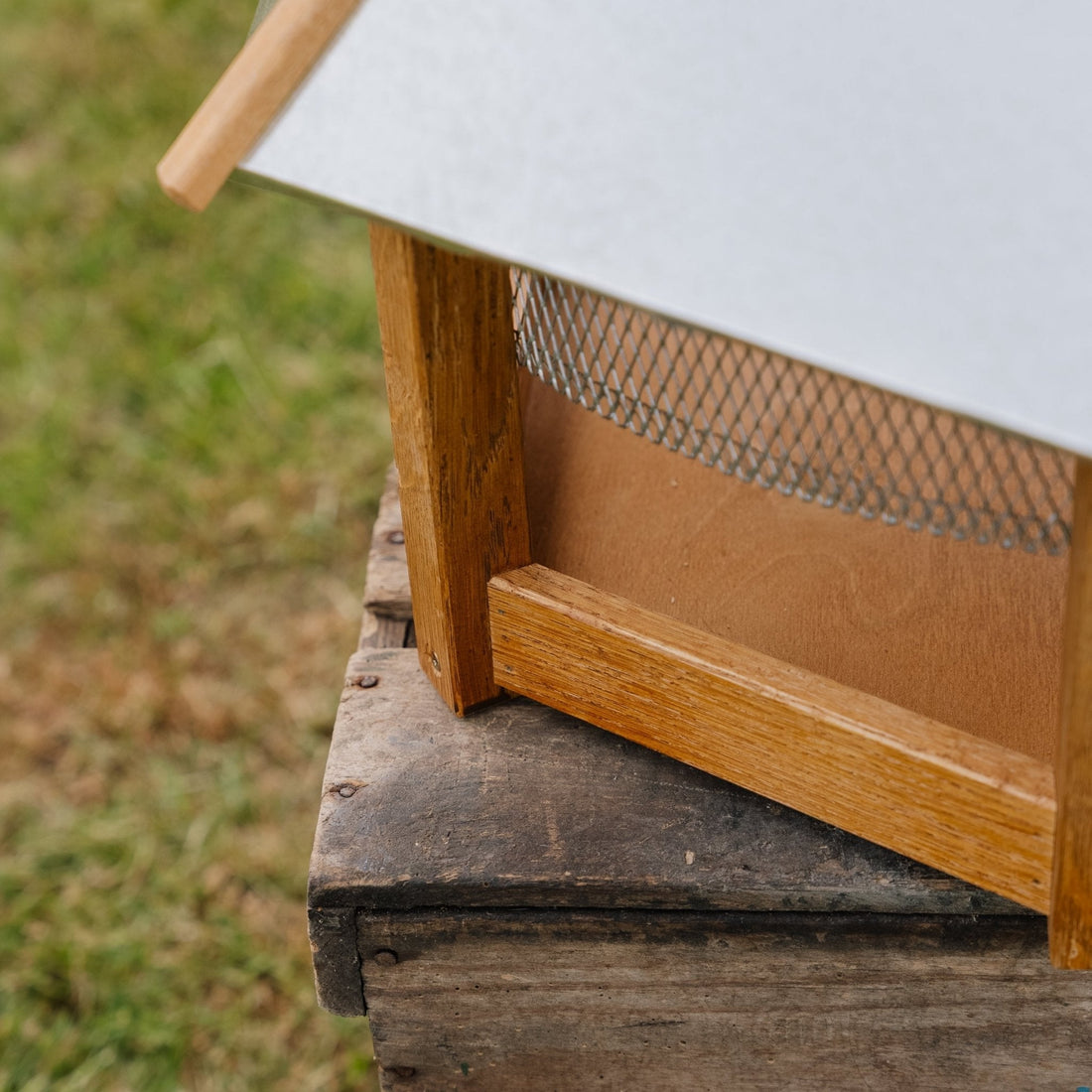 Karmnik z siatką, Ø: 54 cm