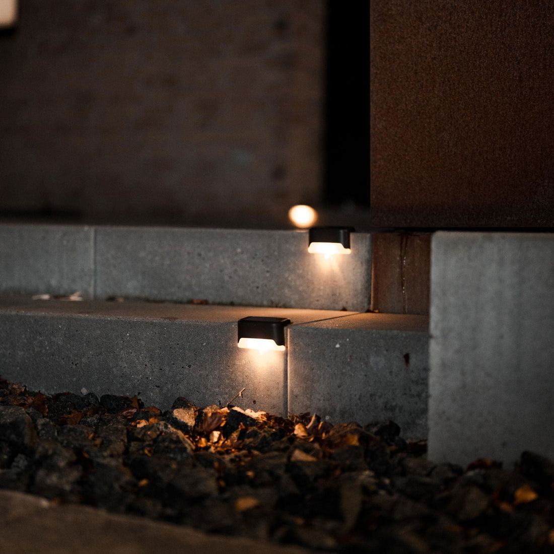 Lampy solarne LED na schody, 4 sztuki