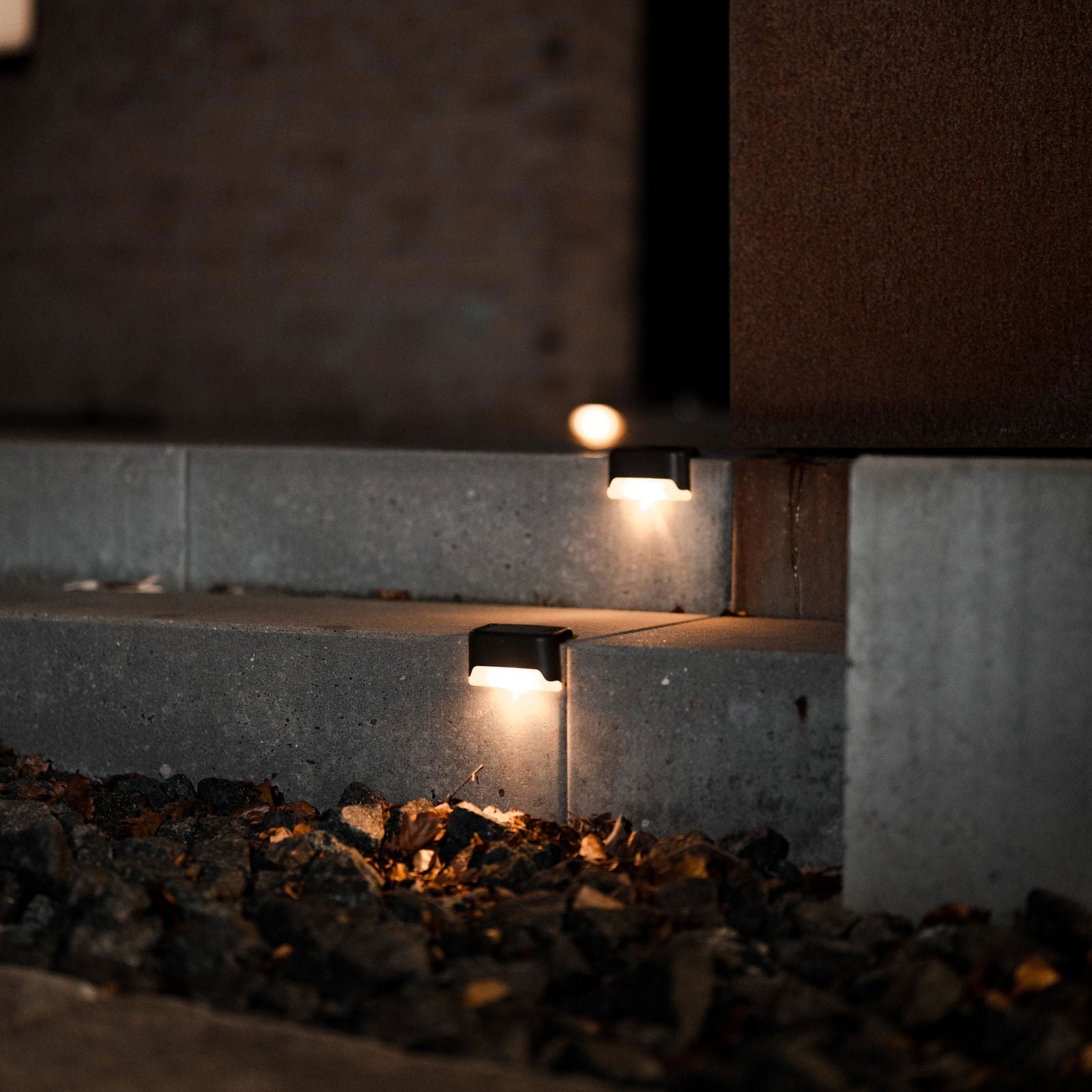Lampy solarne LED na schody, 4 sztuki