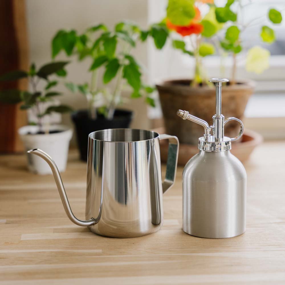 Zestaw do podlewania do użytku w pomieszczeniach