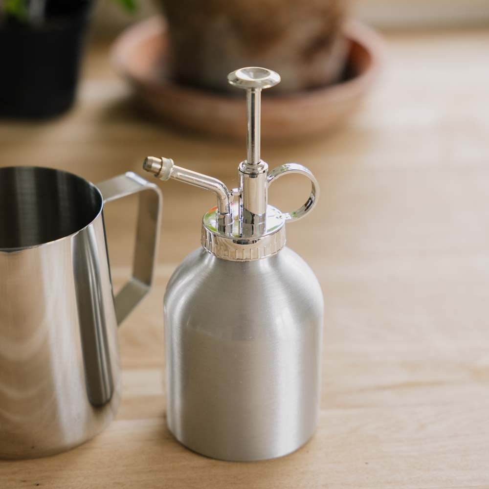 Zestaw do podlewania do użytku w pomieszczeniach